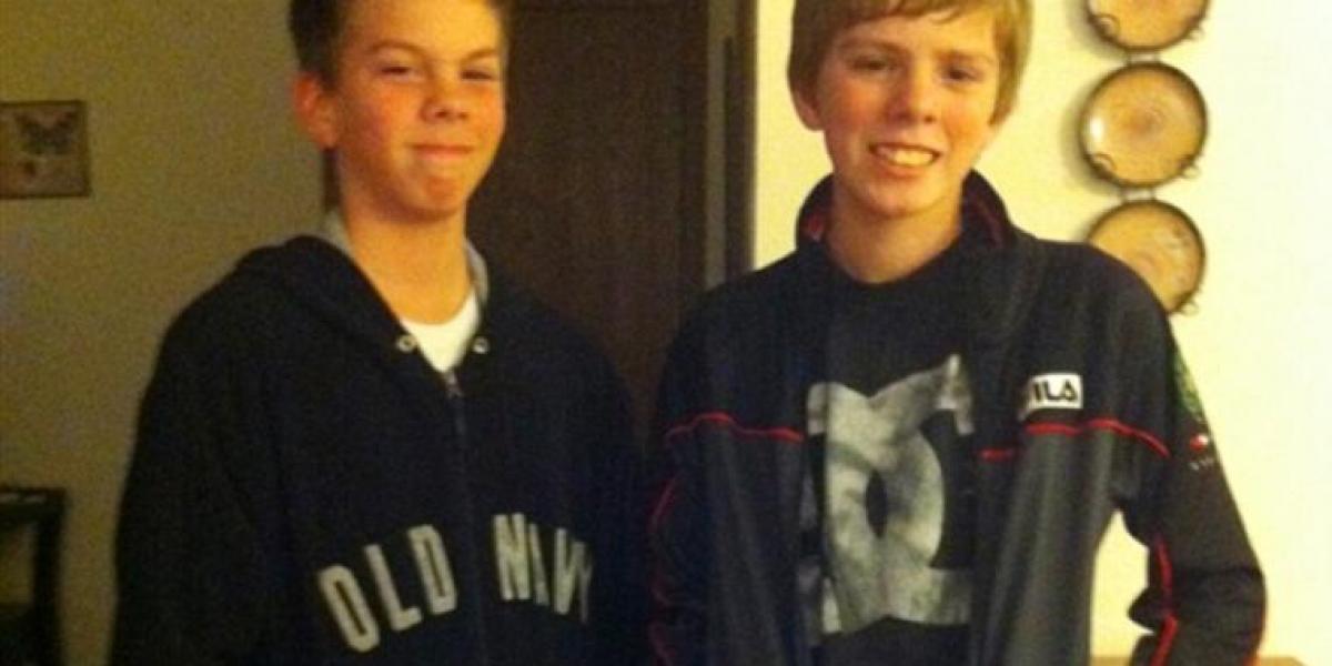 To drenge mødes helt tilfældigt: Så får de en kæmpe overraskelse