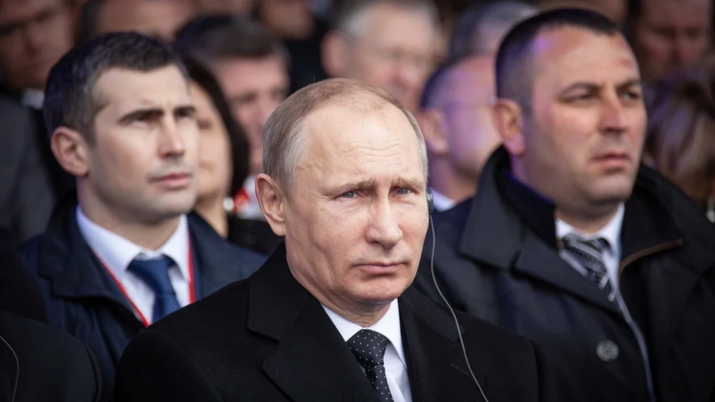 For første gang siden krigen startede: Putin besøger dette NATO-land