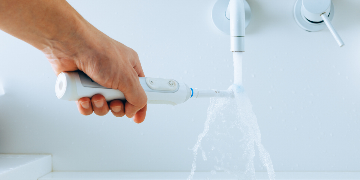 Melder ud: Derfor bør du bruge elektrisk tandbørste