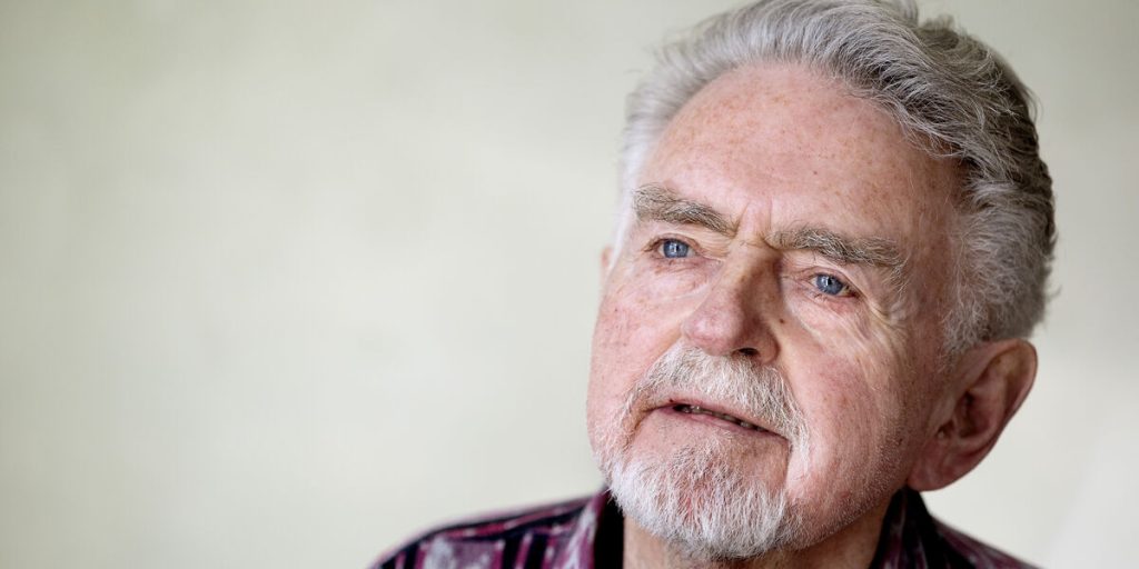 Her skal Erik Clausen bisættes