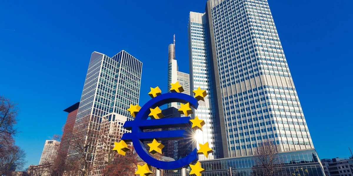 Andre hæver: Den Europæiske Centralbank fastholder renten