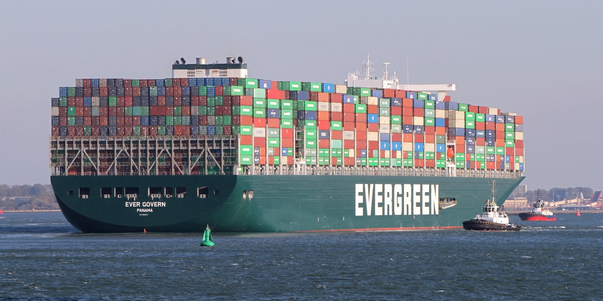Endnu et containerskib er stødt på grund