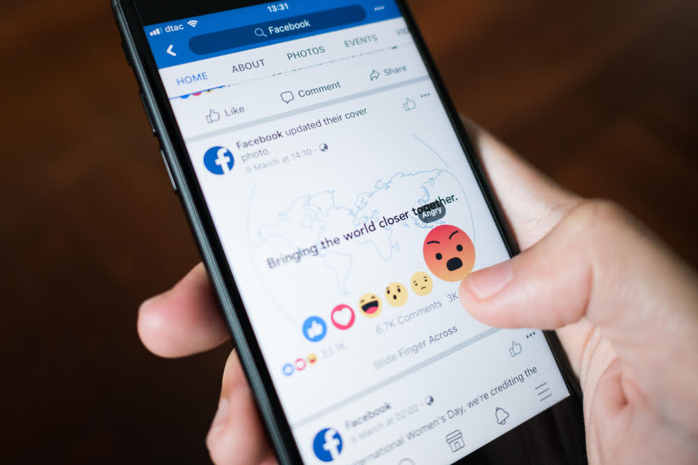 Svindlere udgiver sig for at være din ven på Facebook: Denne besked kan koste dig dyrt