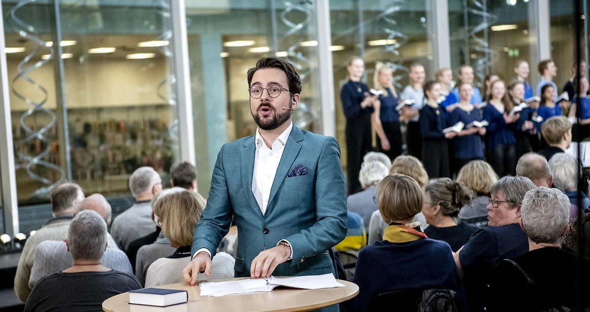 ‘Fællessang’ afslører den nye vært