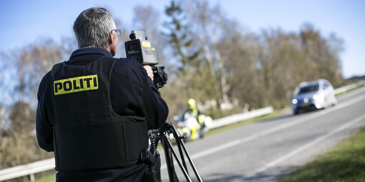 Her går det alt for stærkt: 56 bilister mister kørekortet
