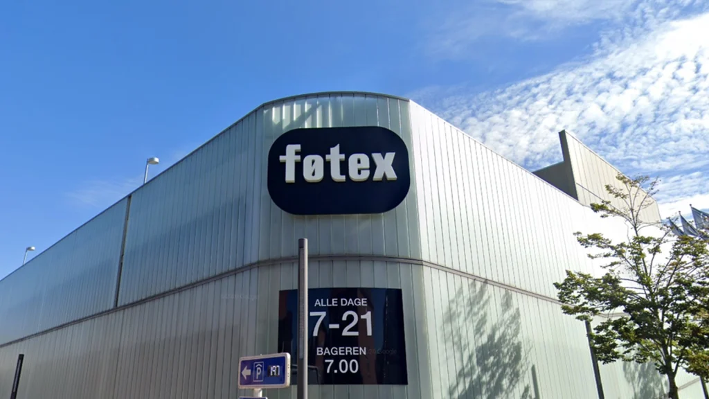 Jimmi raser mod parkeringsselskab: Fik parkeringsbøde for at køre gennem p-pladsen ved Føtex