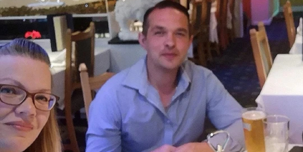 Lærer havde lokket kæresten i seng og givet ham bind for øjnene: Kort efter sker det utænkelige