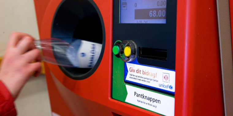 Endte med at ringe efter politiet: Tumult ved flaskeautomat i Kvickly