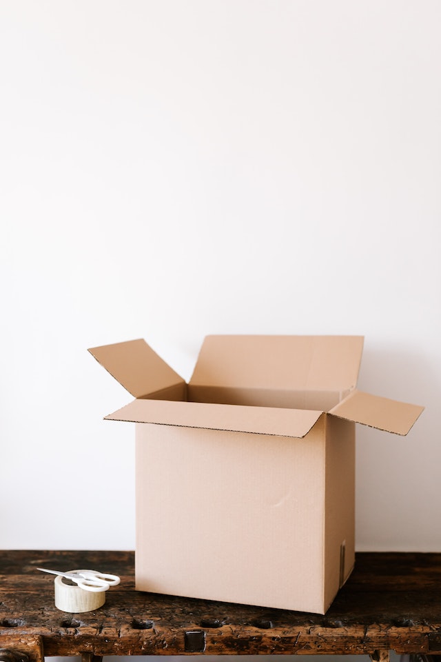Gør det nem at sende pakker – Find nærmeste DHL- og Bring pakkeshop