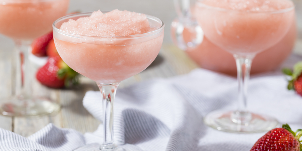 Her er opskriften på sommerens mest trendy drik: Frosé