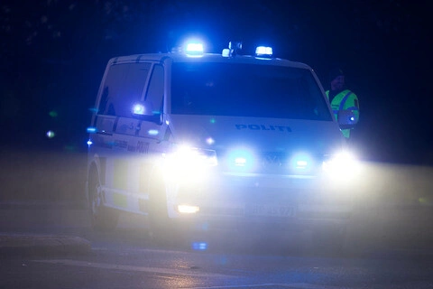 Politiet jagter ung mand efter uhyggeligt drabsforsøg på 21-årig: Meld dig selv straks