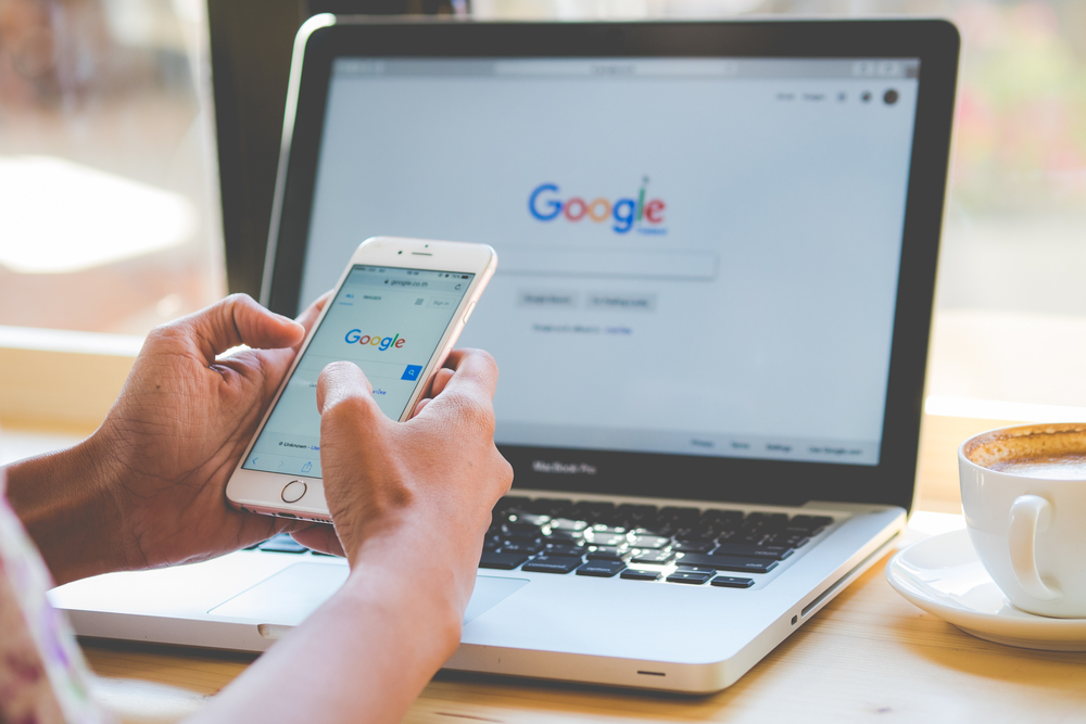 Læge advarer: Derfor skal du ikke Google dine symptomer