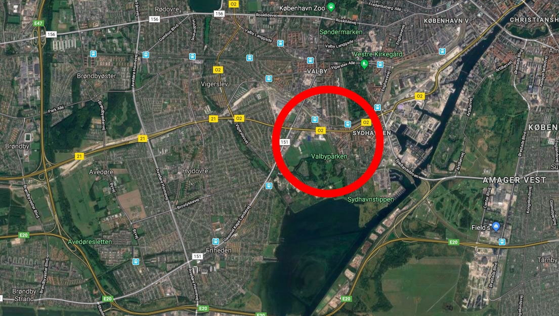 Nyfødt spædbarn fundet på gaden