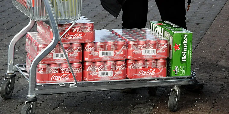 Tysk moms er sænket: Denne grænsebutik har sat prisen ned