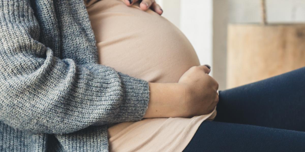 42-årig var ‘højgravid’: Fik kæmpe chok da hun hørte sandheden