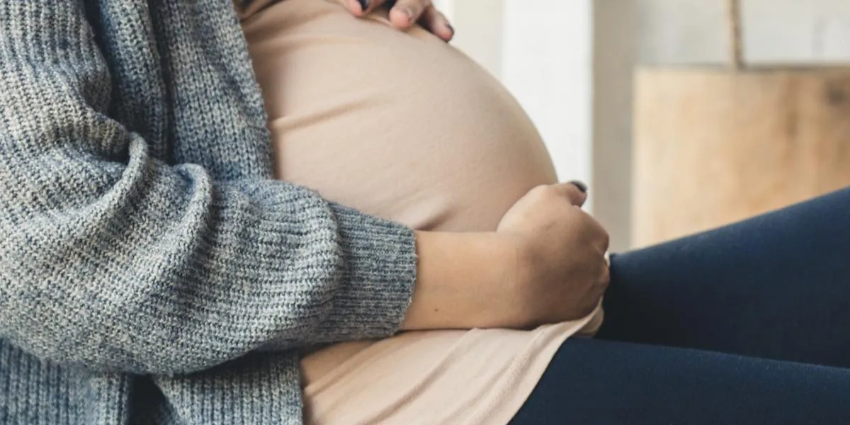 42-årig var ‘højgravid’: Fik kæmpe chok da hun hørte sandheden