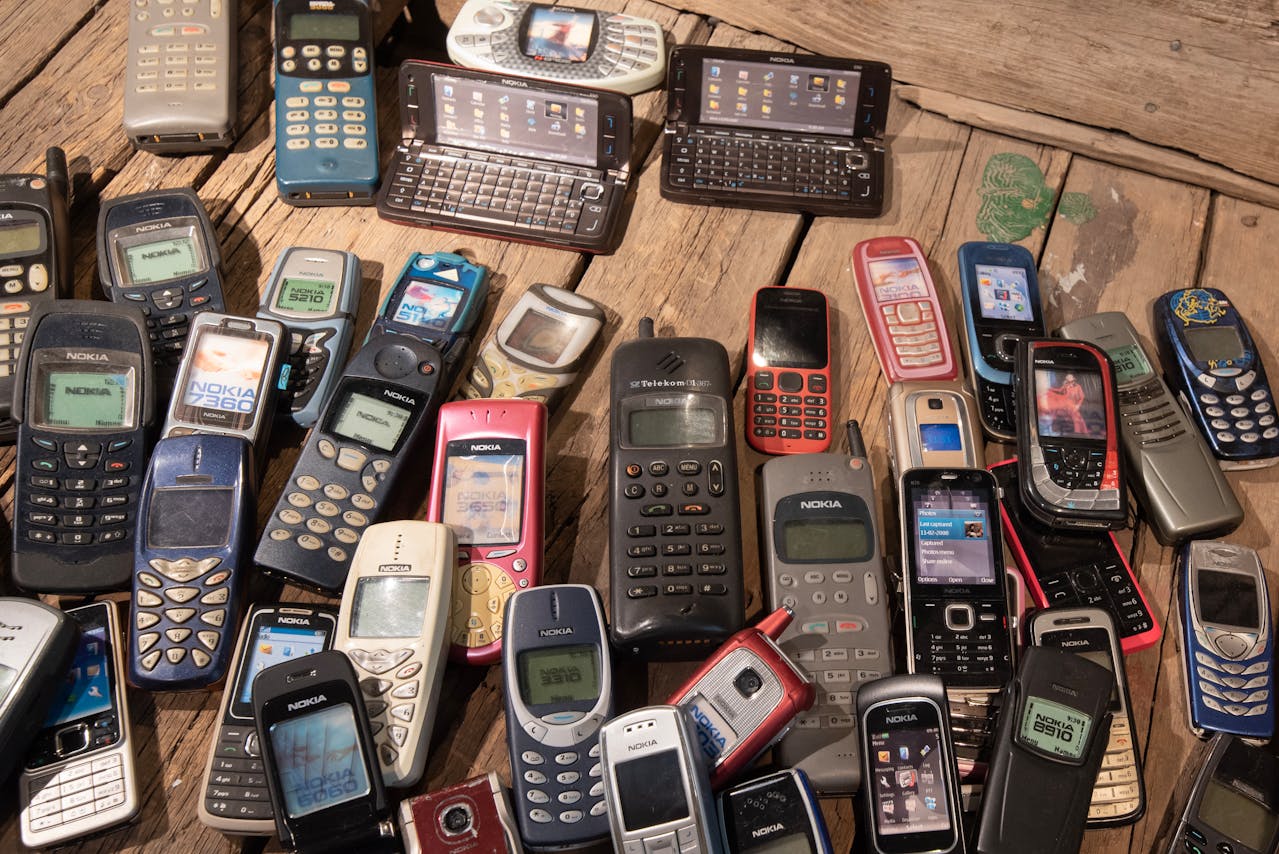 Det er på tide at tjekke dine skuffer og skabe: Disse gamle mobiltelefoner er en formue værd