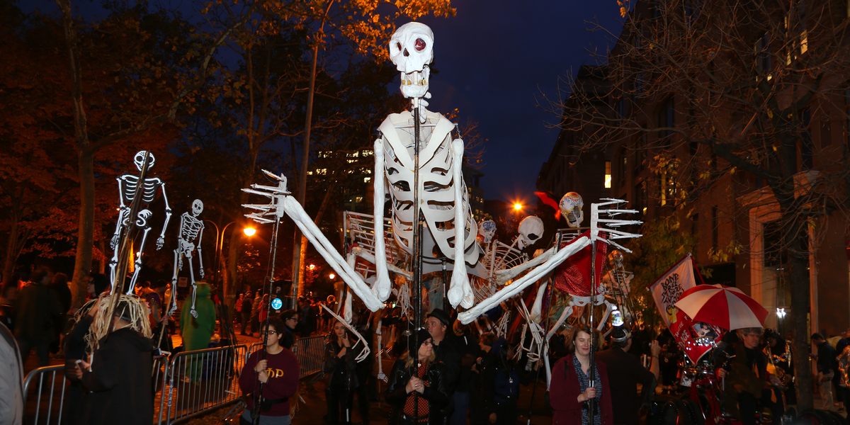 Mere end 150 dræbte til halloween-kaos i Seoul: Fitnesscenter bruges til at opbevare lig