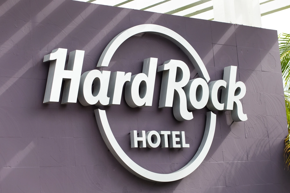 Se video: To døde efter Hard Rock Hotel styrter sammen