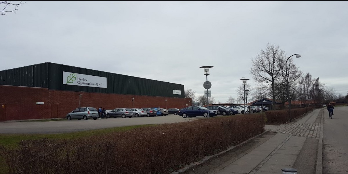 Elev optog lærer skælde ud: Nu er alle sendt hjem