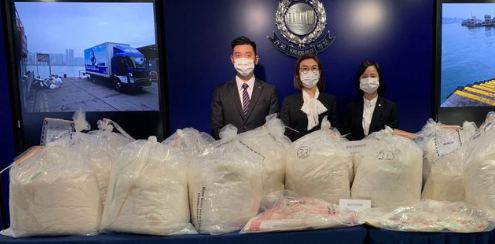 Politi har beslaglagt narkotika til en værdi af 800.000.000 kroner på én dag