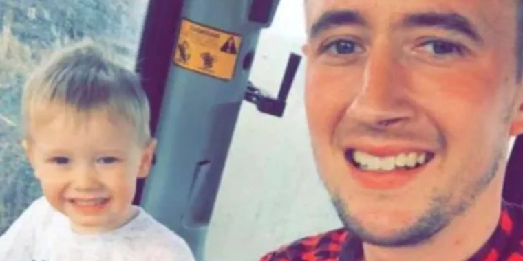 Tragisk ulykke: Far kørte 3-årig søn ihjel