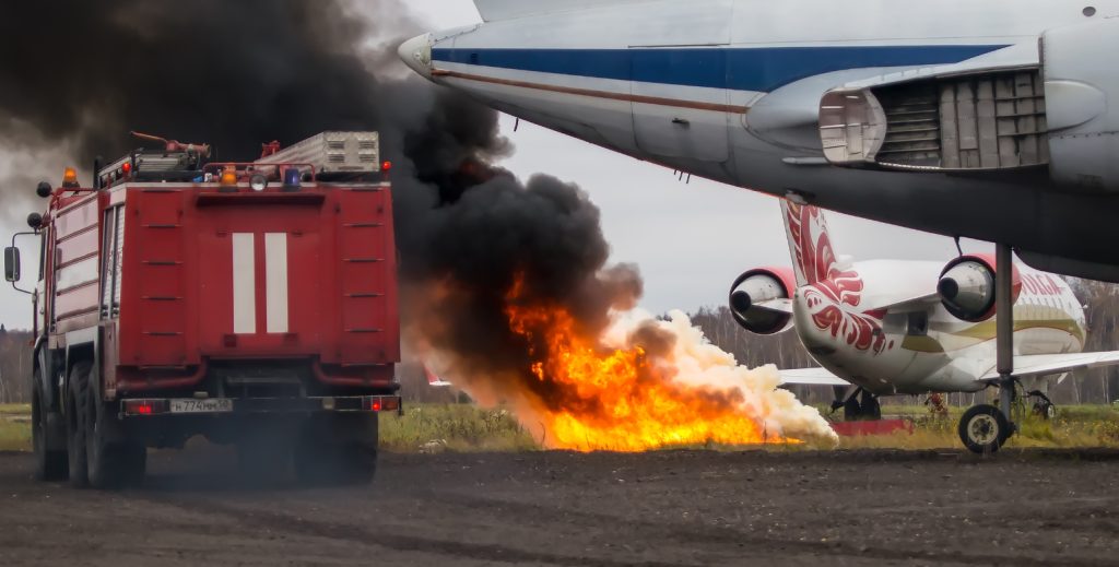 Fly med Arsenals fodboldhold ombord brudt i brand