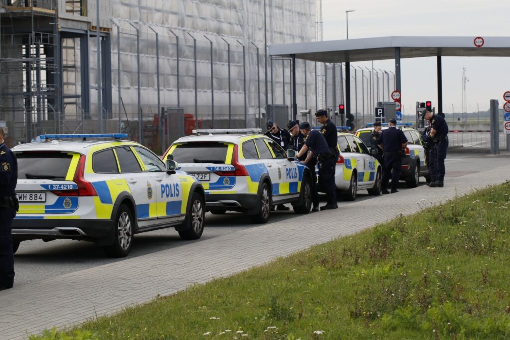 Julemanden udløser bombealarm i lufthavn