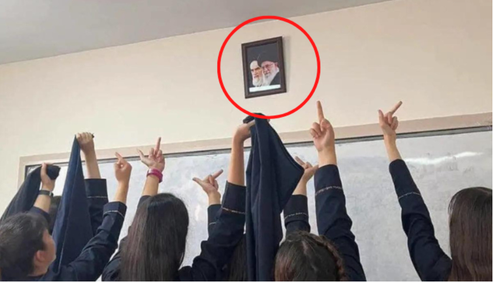 Billedet af de iranske piger går viralt