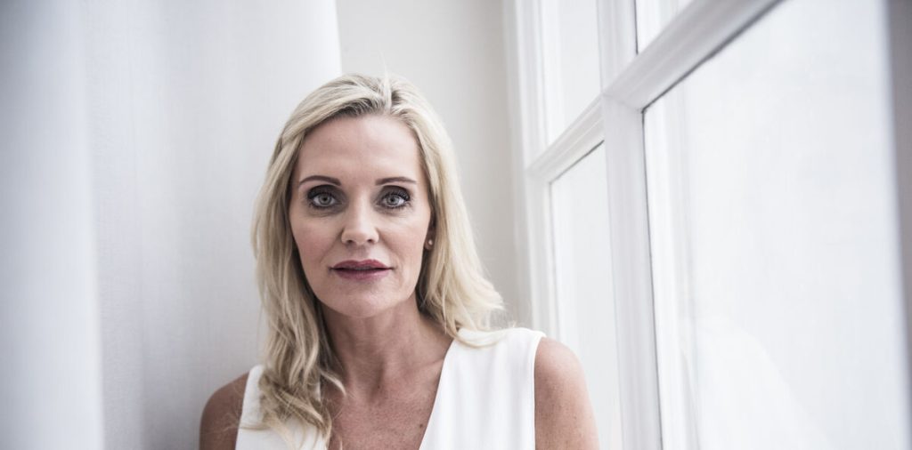 Janni Ree afviser flirt: “Vi holder det til et kram”