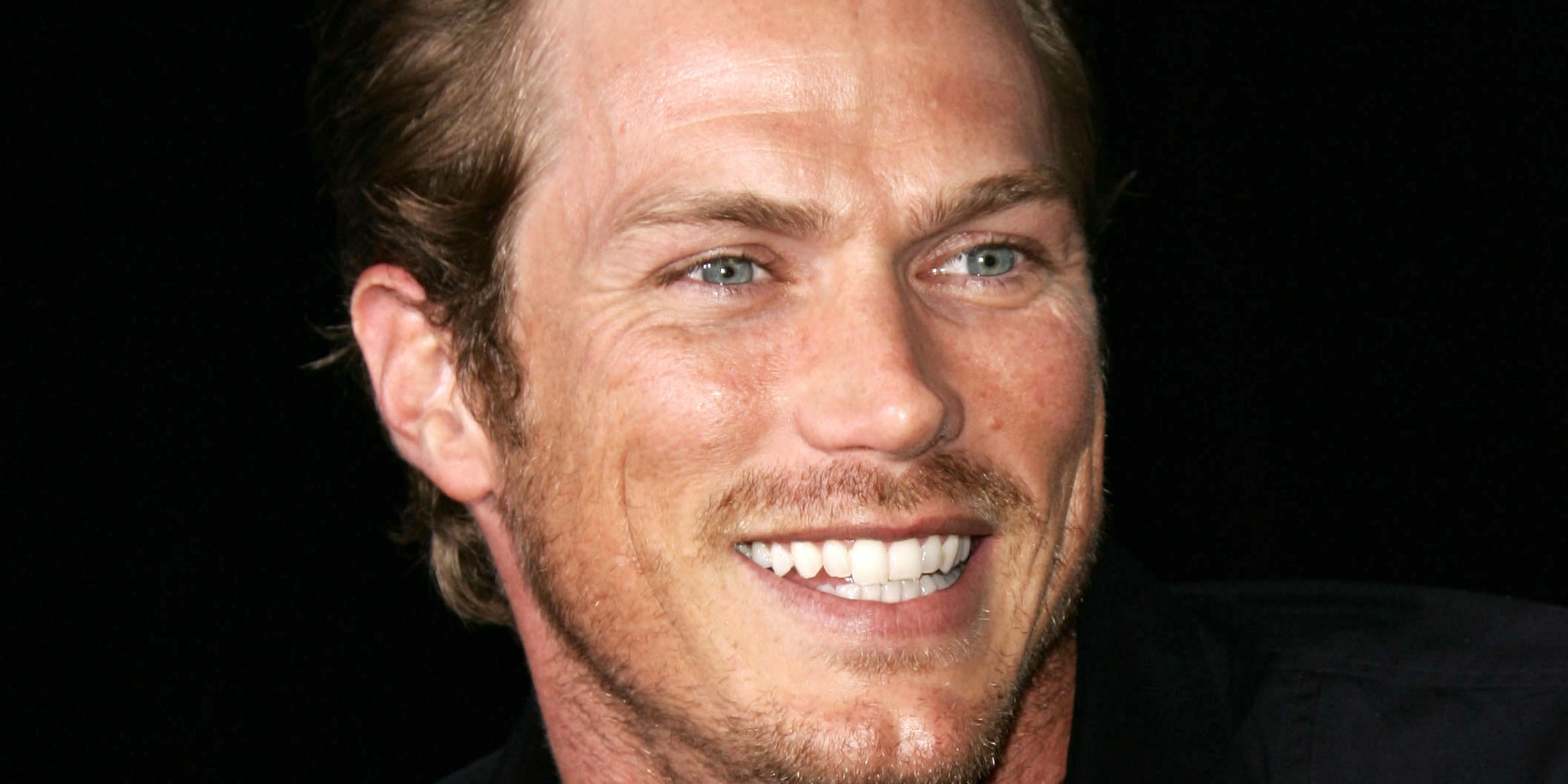 Hollywood-stjerne undskylder: Skød efter hjemløse katte