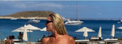 Jeanette Ottesen viser fræk bikini-form