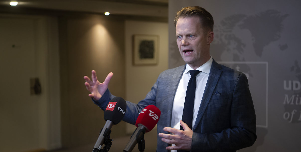 Jeppe Kofod melder ud: Lukker dansk luftrum