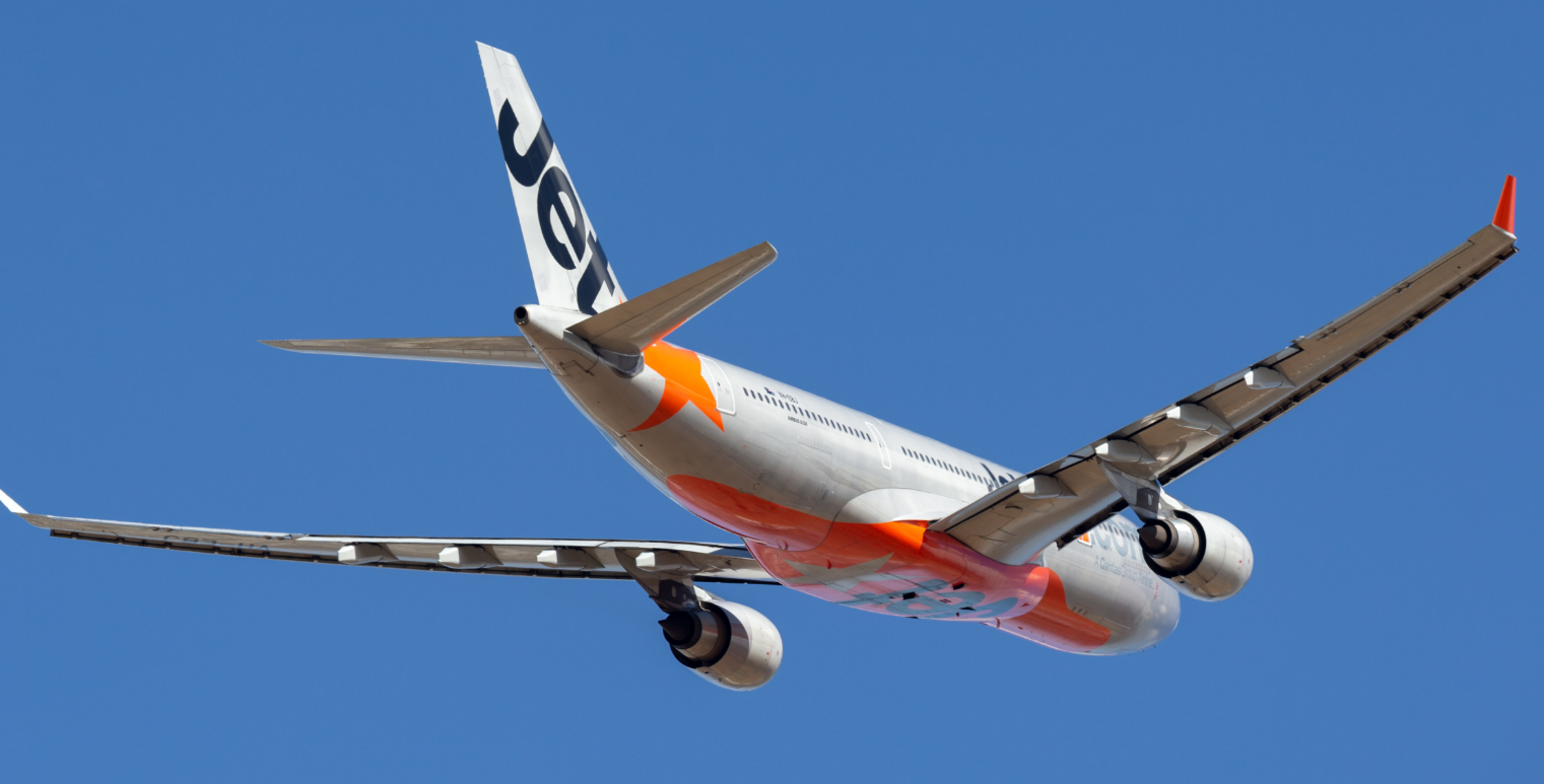 Jetstar-fly måtte nødlande efter bombetrussel: Mindst fem sårede