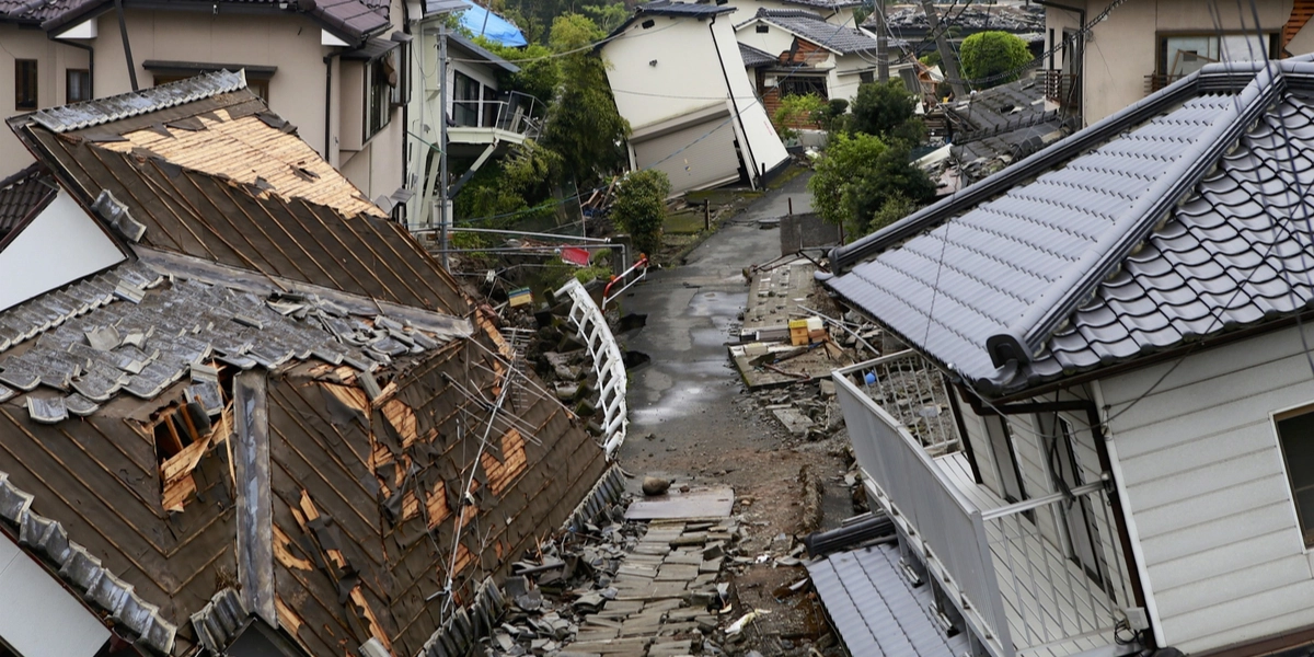 Jordskælv målt til 7,3 har ramt Japan