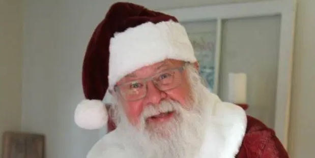 Bad Santa: Upassende billeder fik julemand fyret fra shoppingcenter