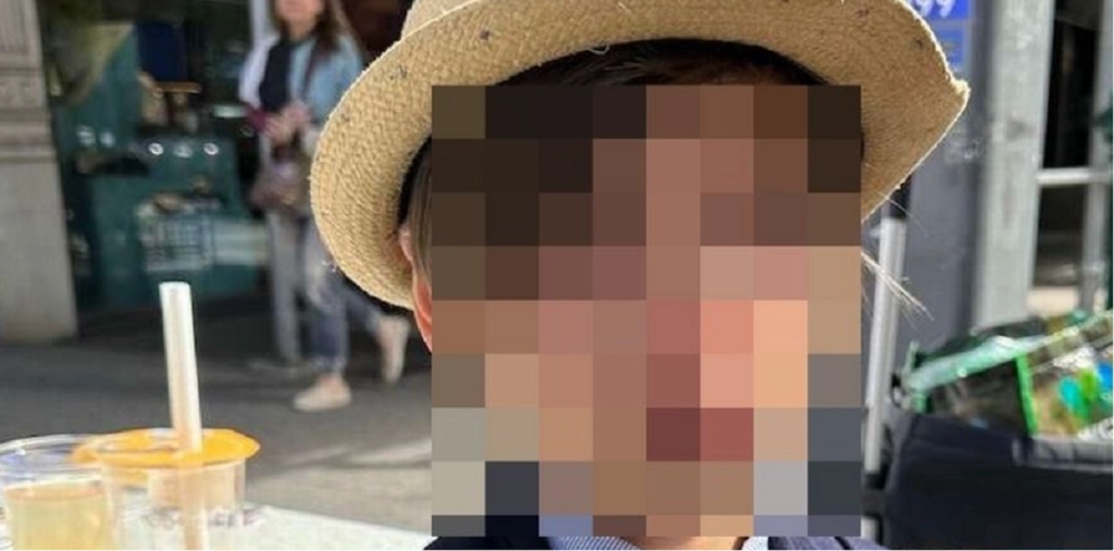 8-årig dreng efterladt i tårer efter chokerende oplevelse ved hans lemonade bod
