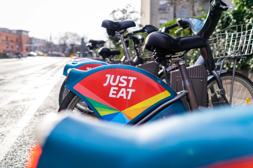 Lækkert job – Vil du have løn for at spise Take Away?