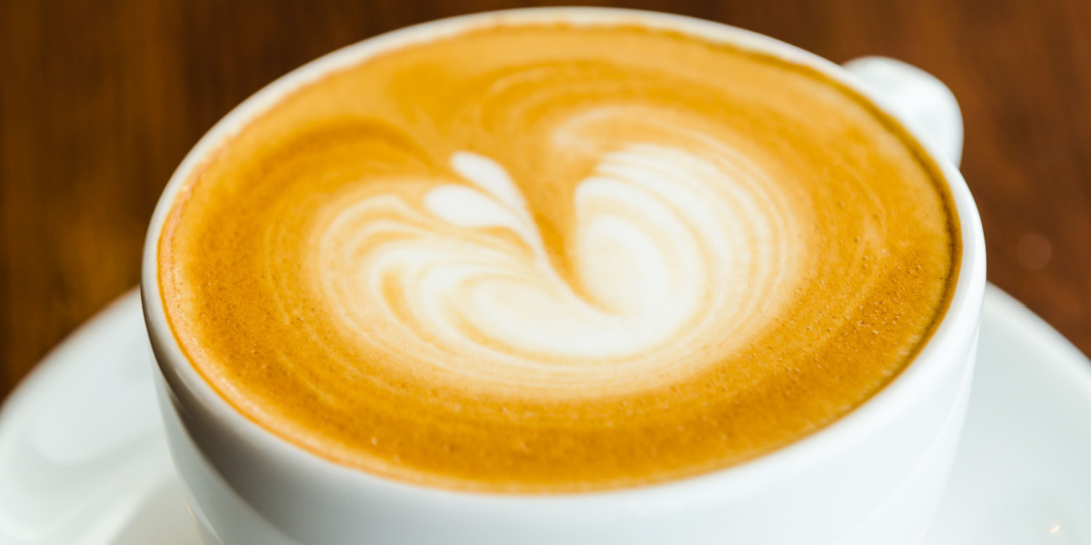 Par gik en tur på Starbucks for to kopper kaffe: De måtte aflyse deres rejse da de fik regningen