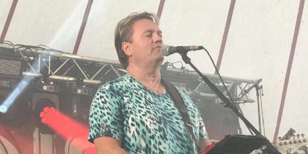 Et chok gik igennem Kandis-Johnny: Sad bare og stirrede ud i luften
