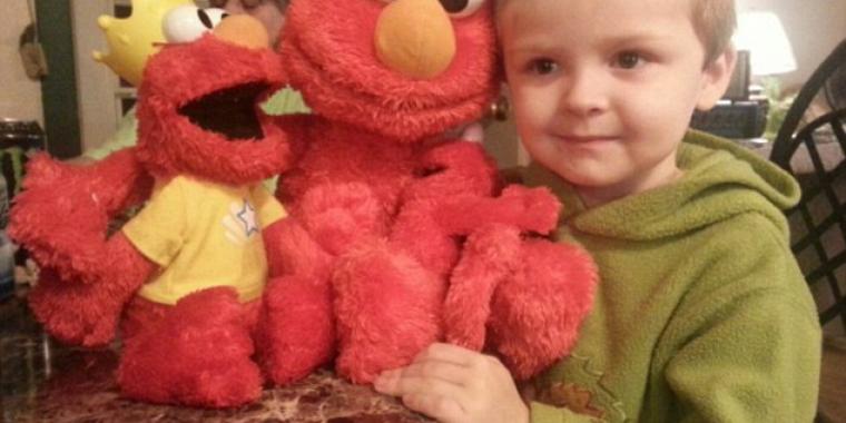 4-årig dreng dør, efter han inhalerer kanel: Nu advarer hans mor mod farlig leg
