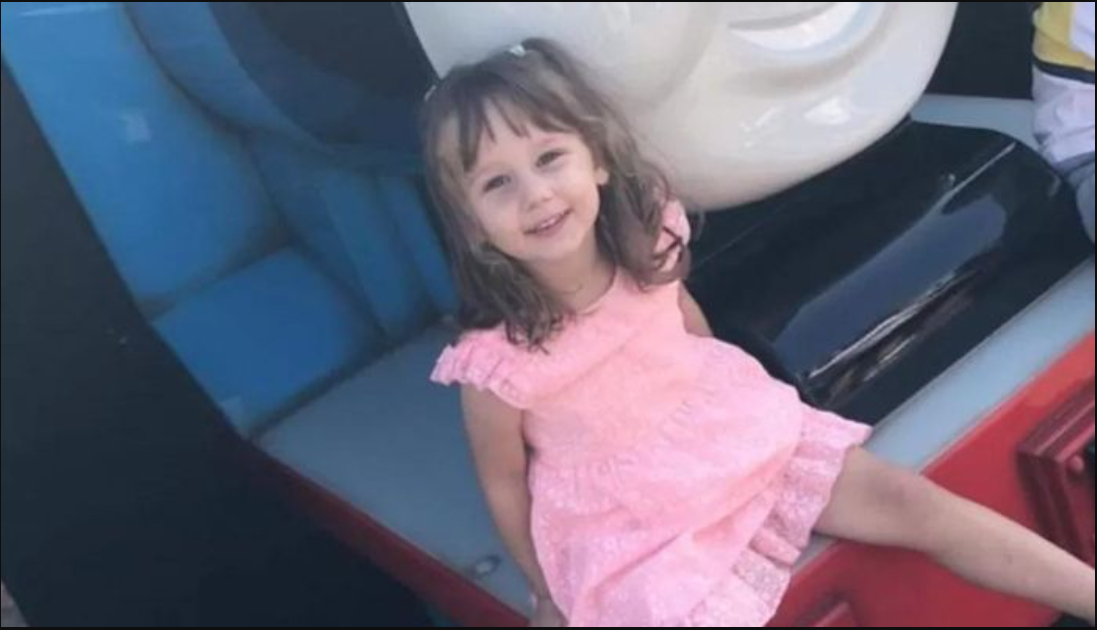 Den forfærdelige historie om den 3-årige ryster verdenen