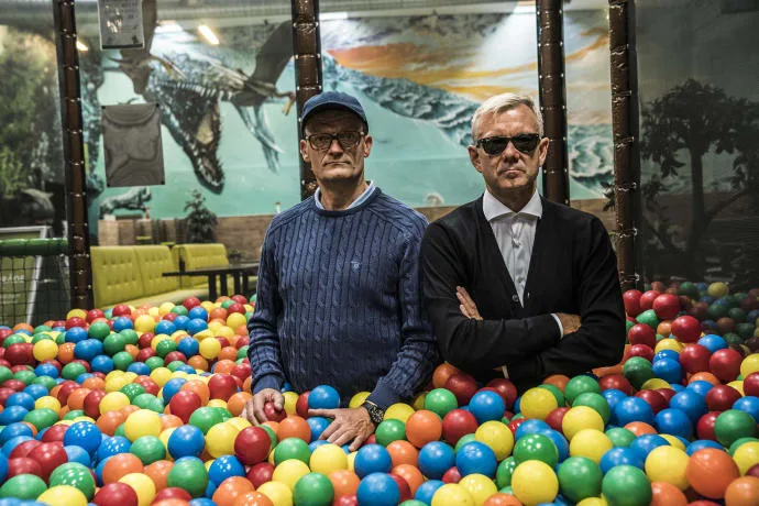 Første trailer til ny Klovn-film: Frank med tåkrummende scoretrick