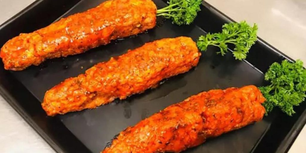 Stikpille til veganere: Slagter har ‘opfundet’ kød-gulerødder