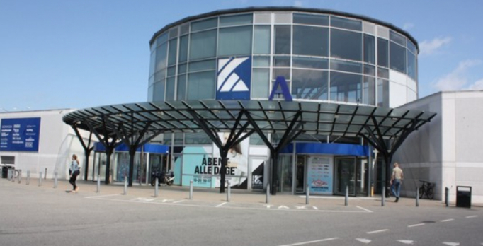 Video fra Jyllands største center forarger: “vi er godt klar over, at det ser tosset ud”