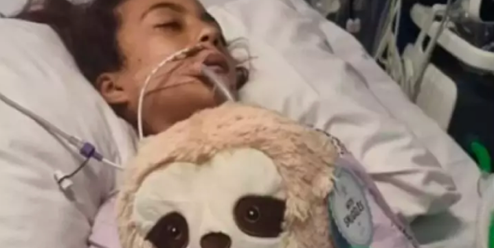 12-årig Sarah endte i koma: Nu advarer hendes mor andre unge