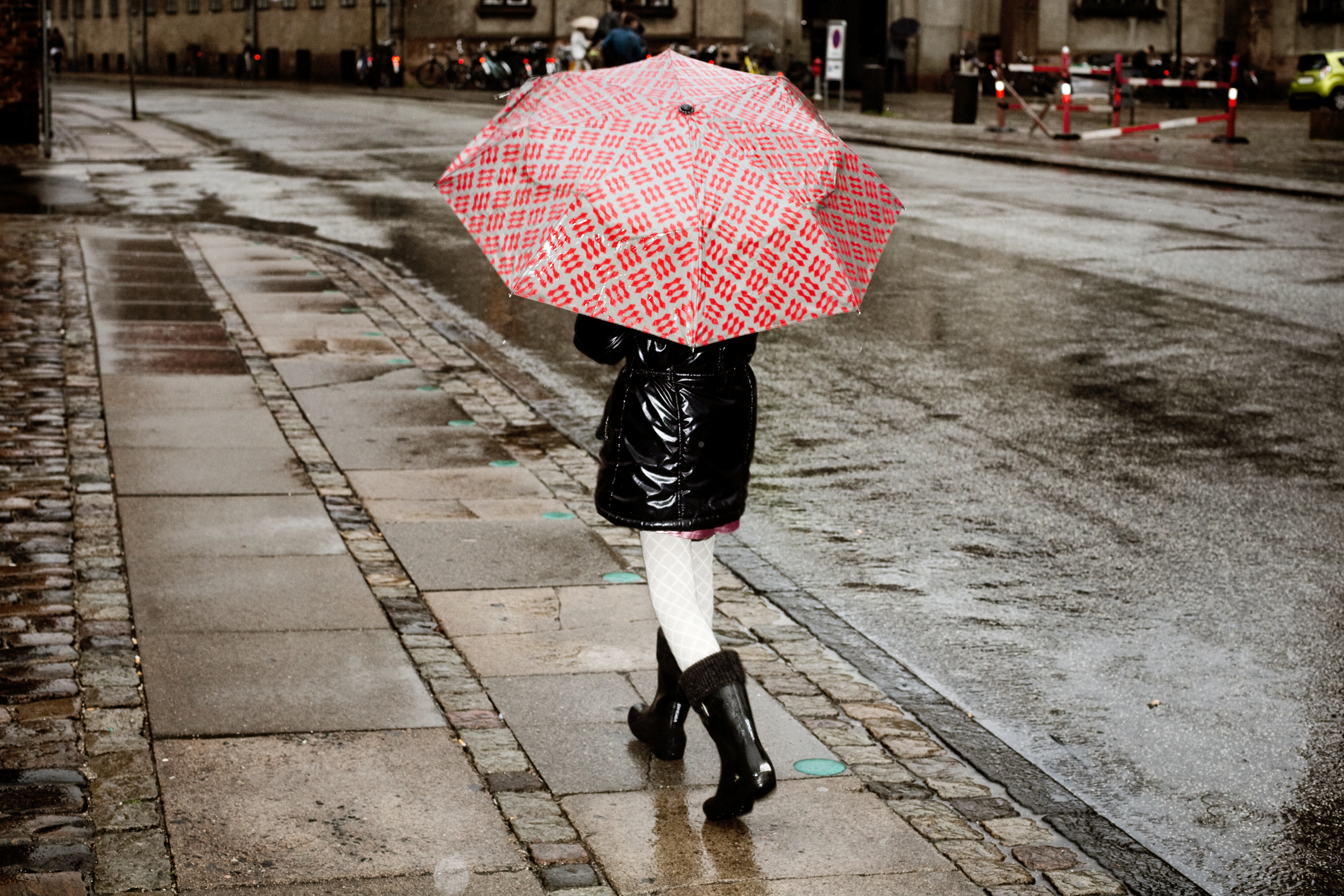 Sommeren er slut – for nu: Regn og køligere luft på vej