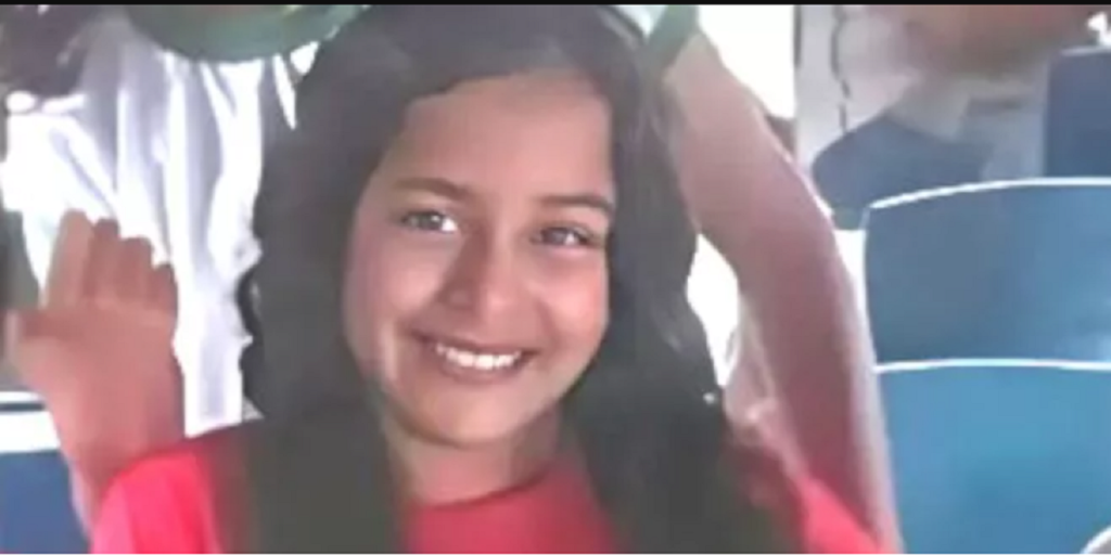 12-årig pige satte sin telefon til ladning: Få sekunder senere sker det utænkelige