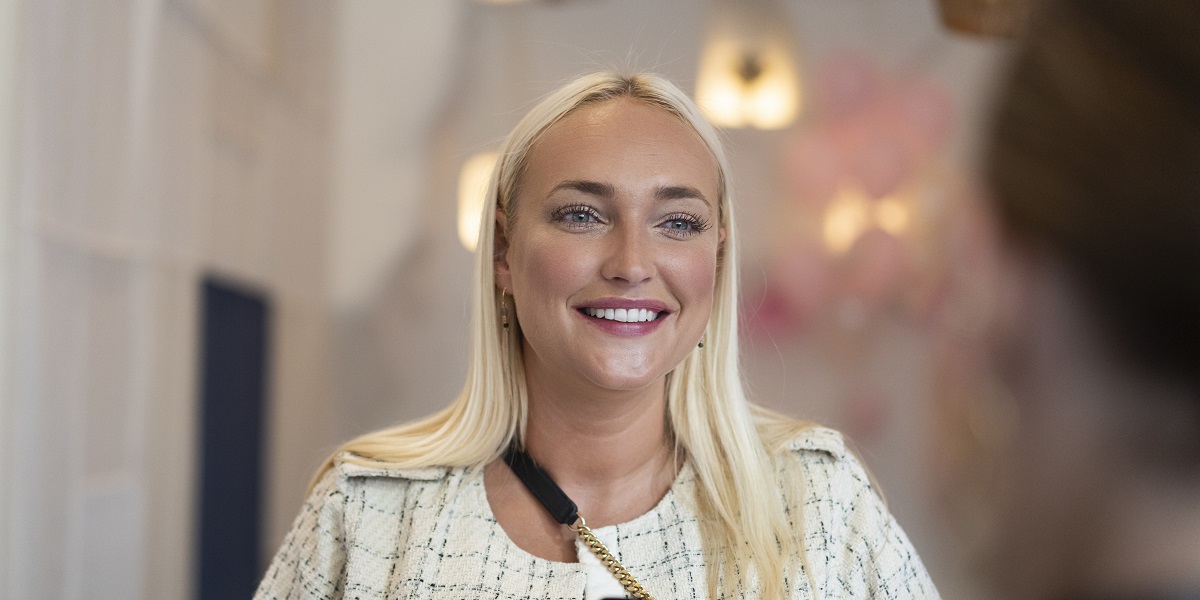 Line Hoffmeyer deler billede fra hospitalssengen: Her er lægernes svar