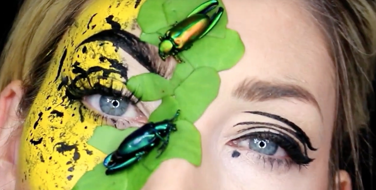 Ung kvinde chokerer på nettet: Bruger døde insekter som makeup